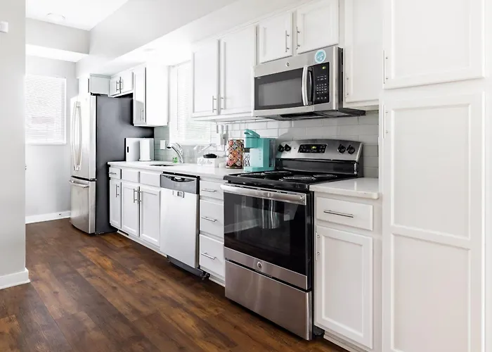 Luxury Downtown Townhome Unit 14
